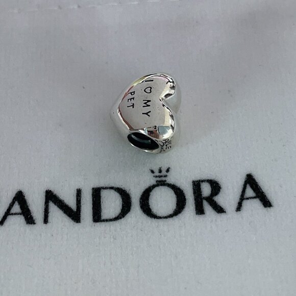 Pandora I Love My Pet Paw Print Heart Charm - Picture 3 of 4